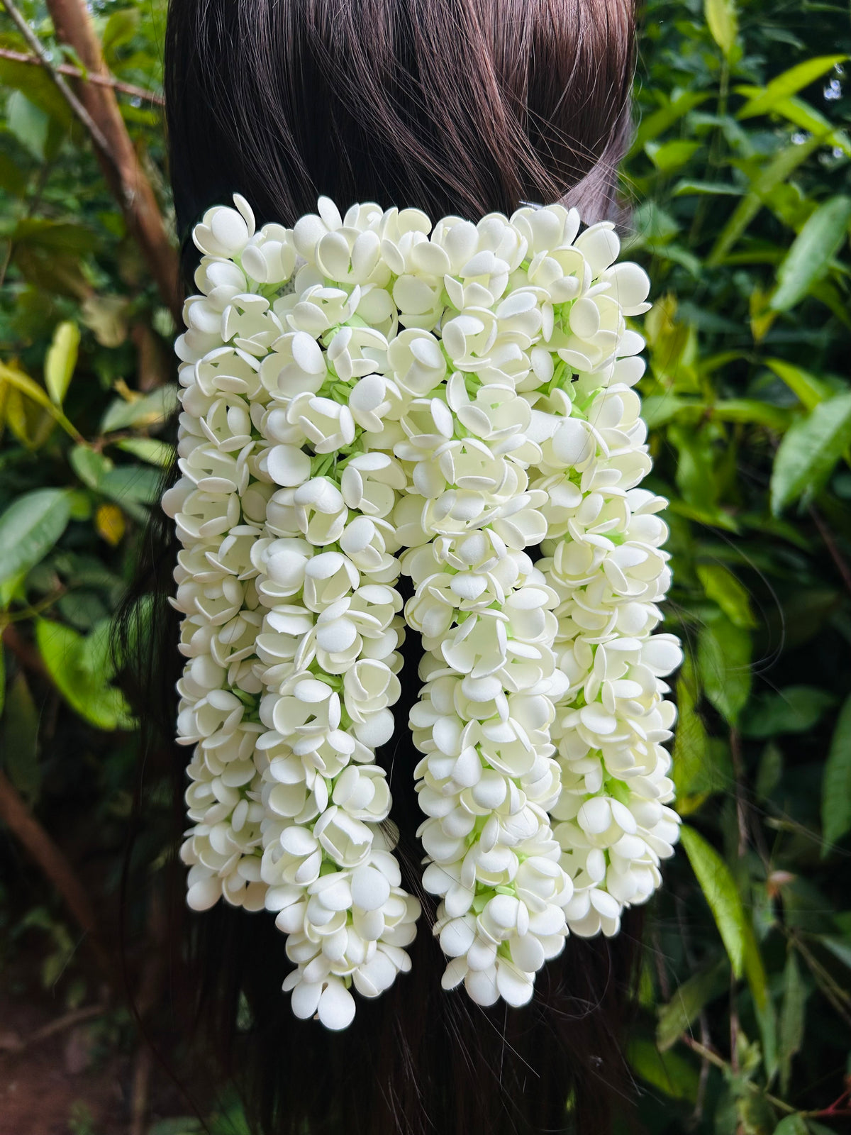 Single layer jasmine clip