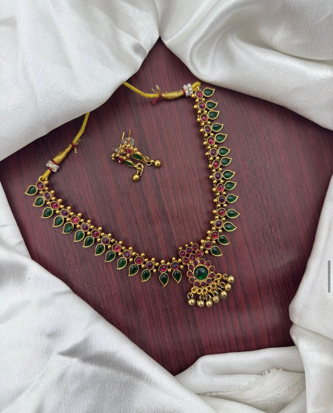 Kemp necklace