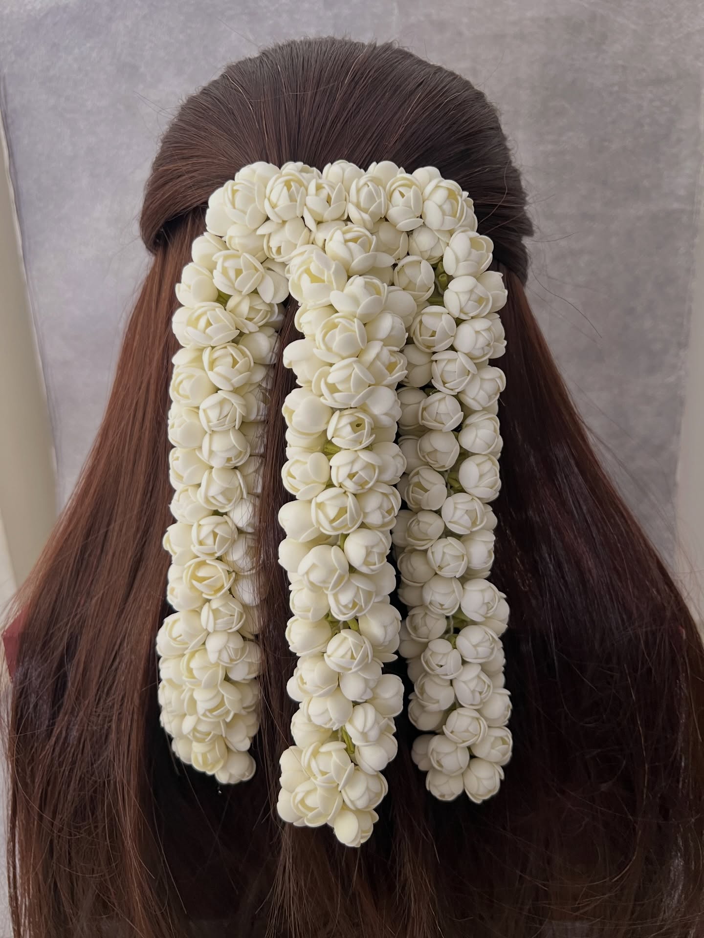 Three layer jasmine with clip